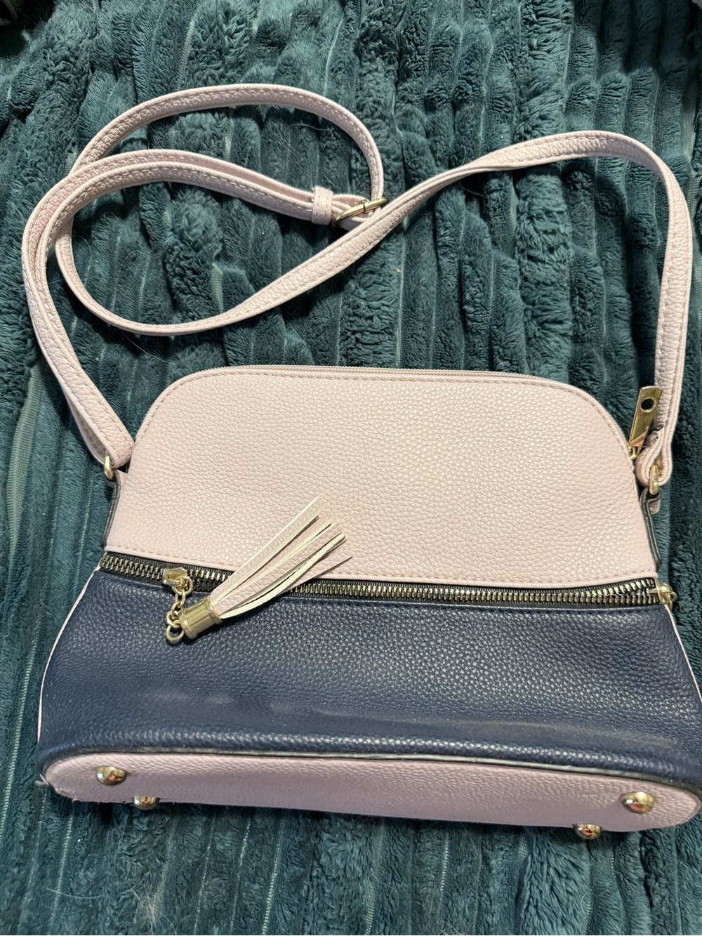 Women’s Two-Tone Crossbody Bag in Pale Pink and Navy